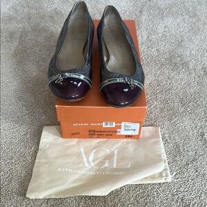 AGL Women's Black and Burgundy Flats